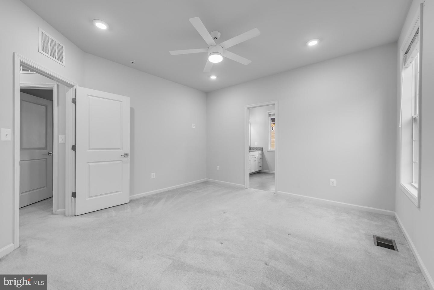 23290 Milltown Knoll Sq #118 Property Photo 22