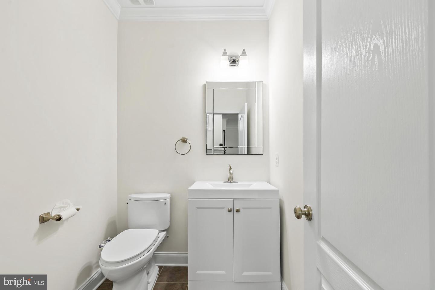43245 Barnstead Dr Property Photo 14