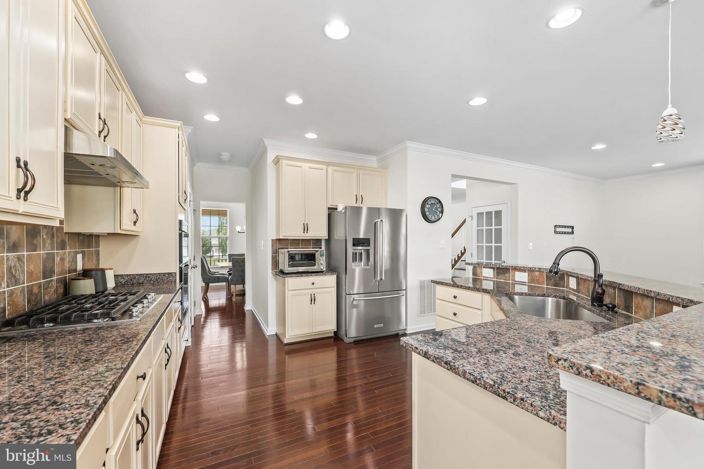43245 Barnstead Dr Property Photo 21