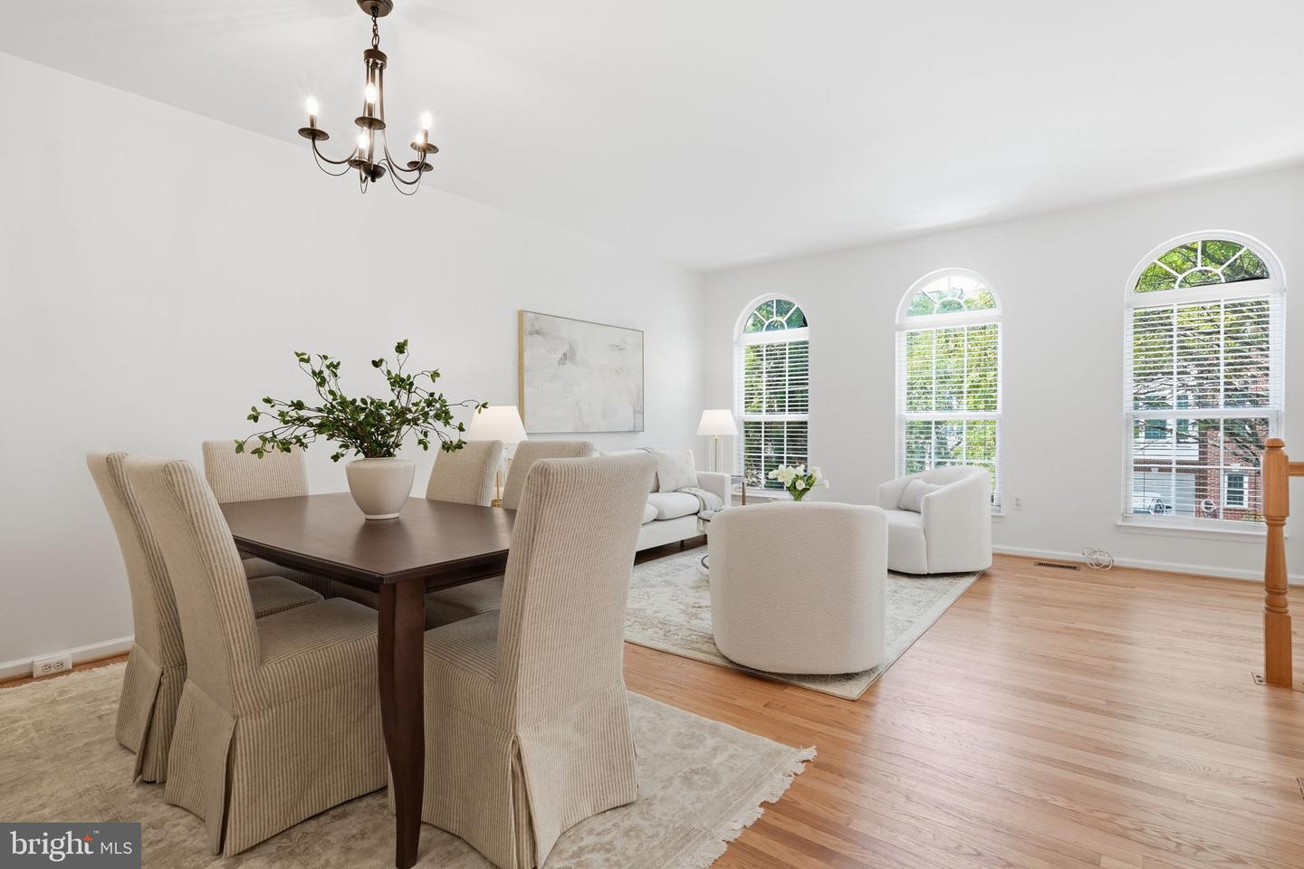 43451 Laidlow St Property Photo 6
