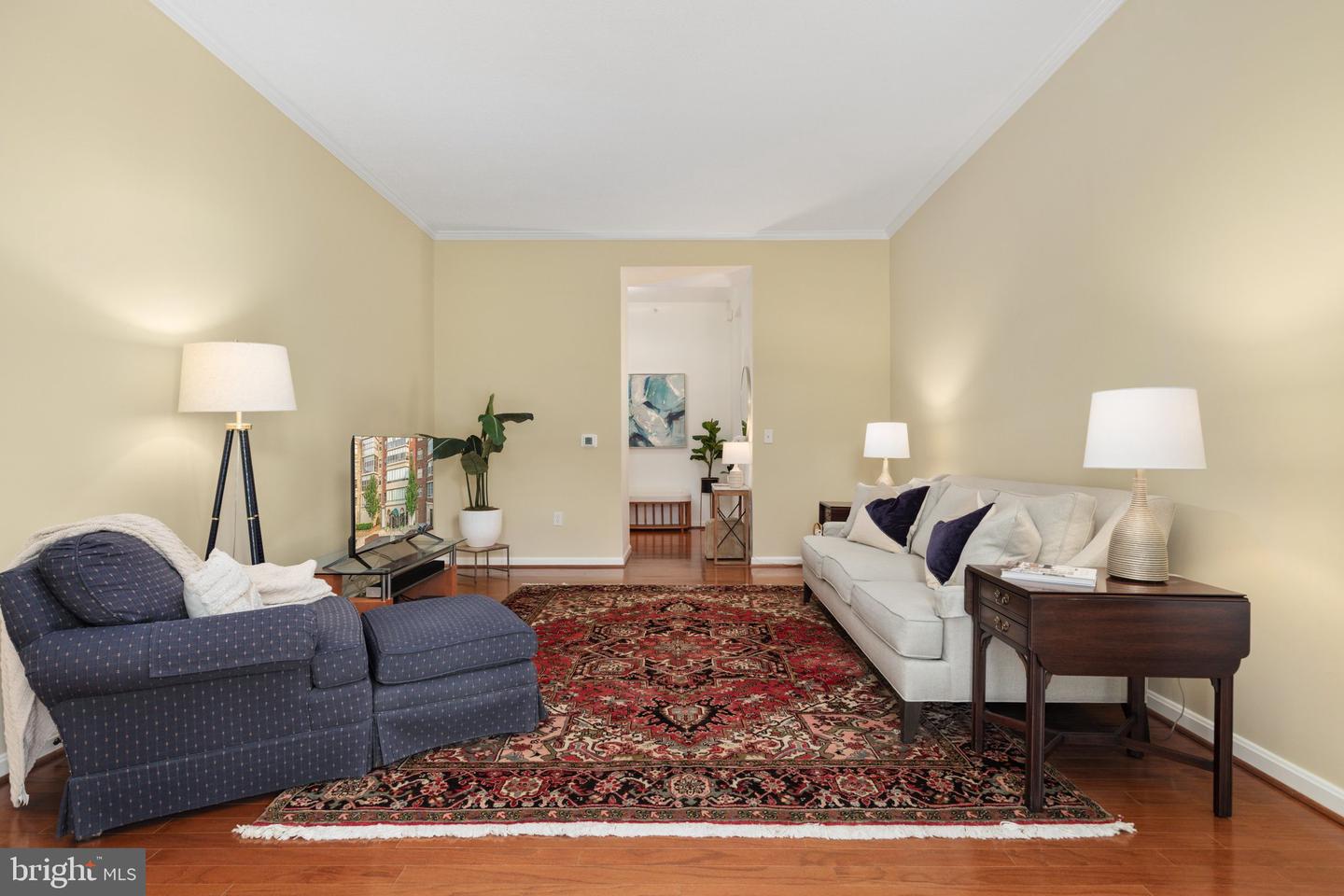19370 Magnolia Grove Sq #l04 Property Photo 4