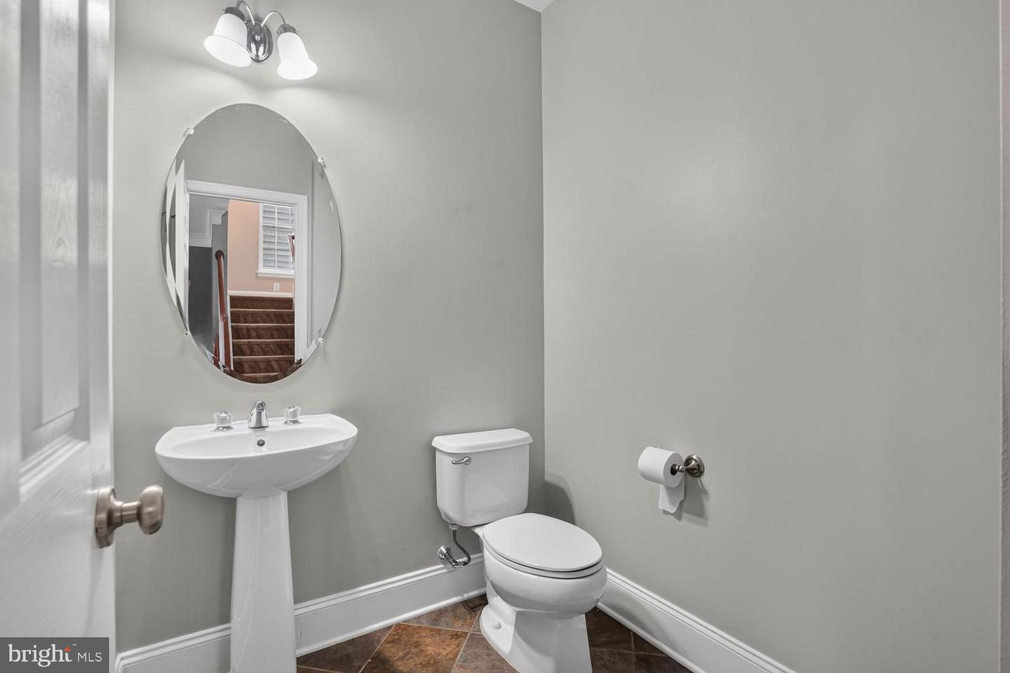 42538 Neighborly Ln Property Photo 17