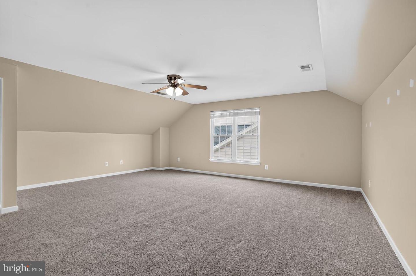 42538 Neighborly Ln Property Photo 56