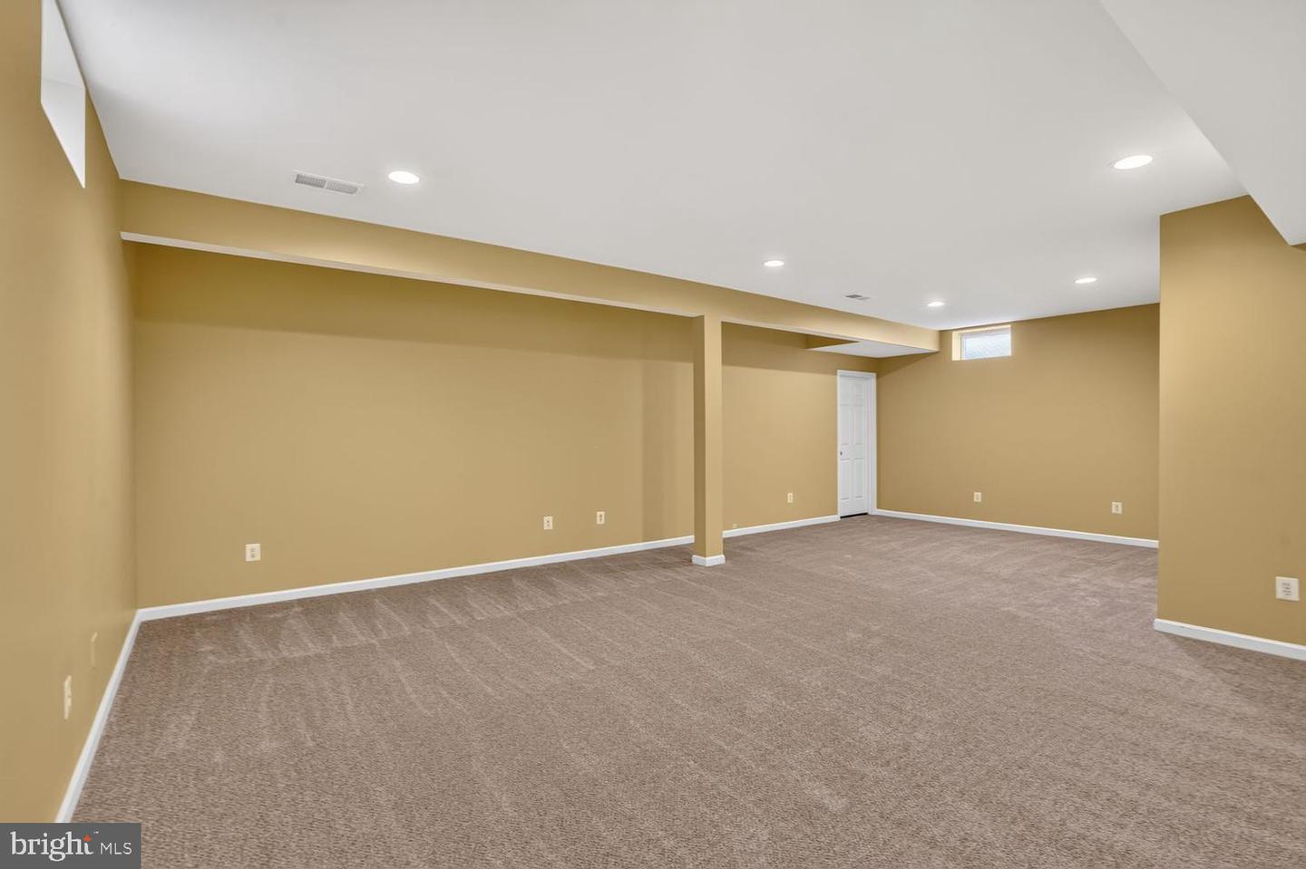 42538 Neighborly Ln Property Photo 62