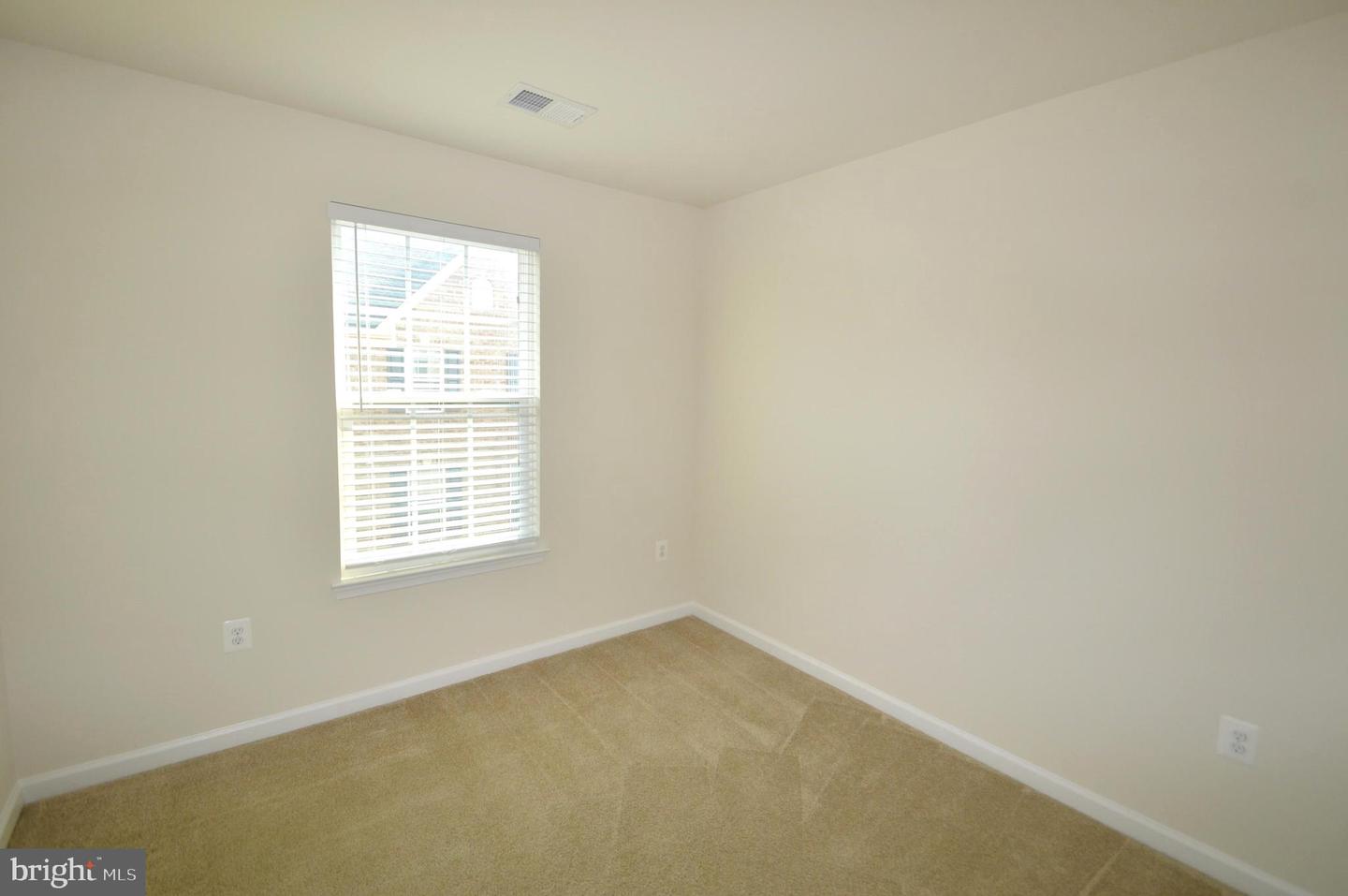 42618 Drazenovich Epoch Ter Property Photo 36