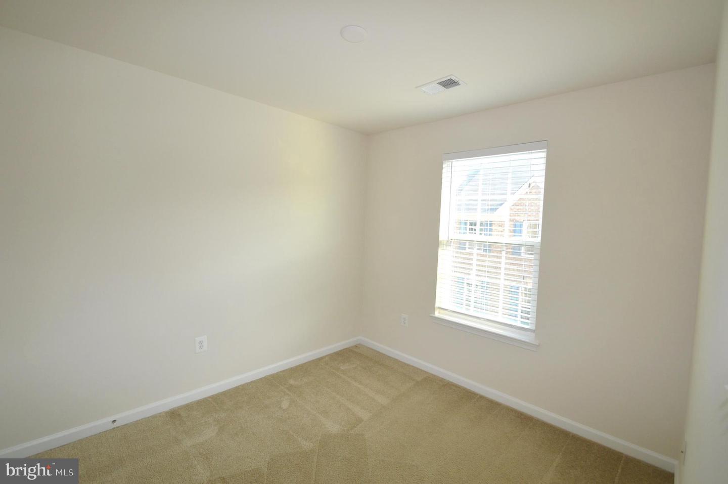 42618 Drazenovich Epoch Ter Property Photo 37