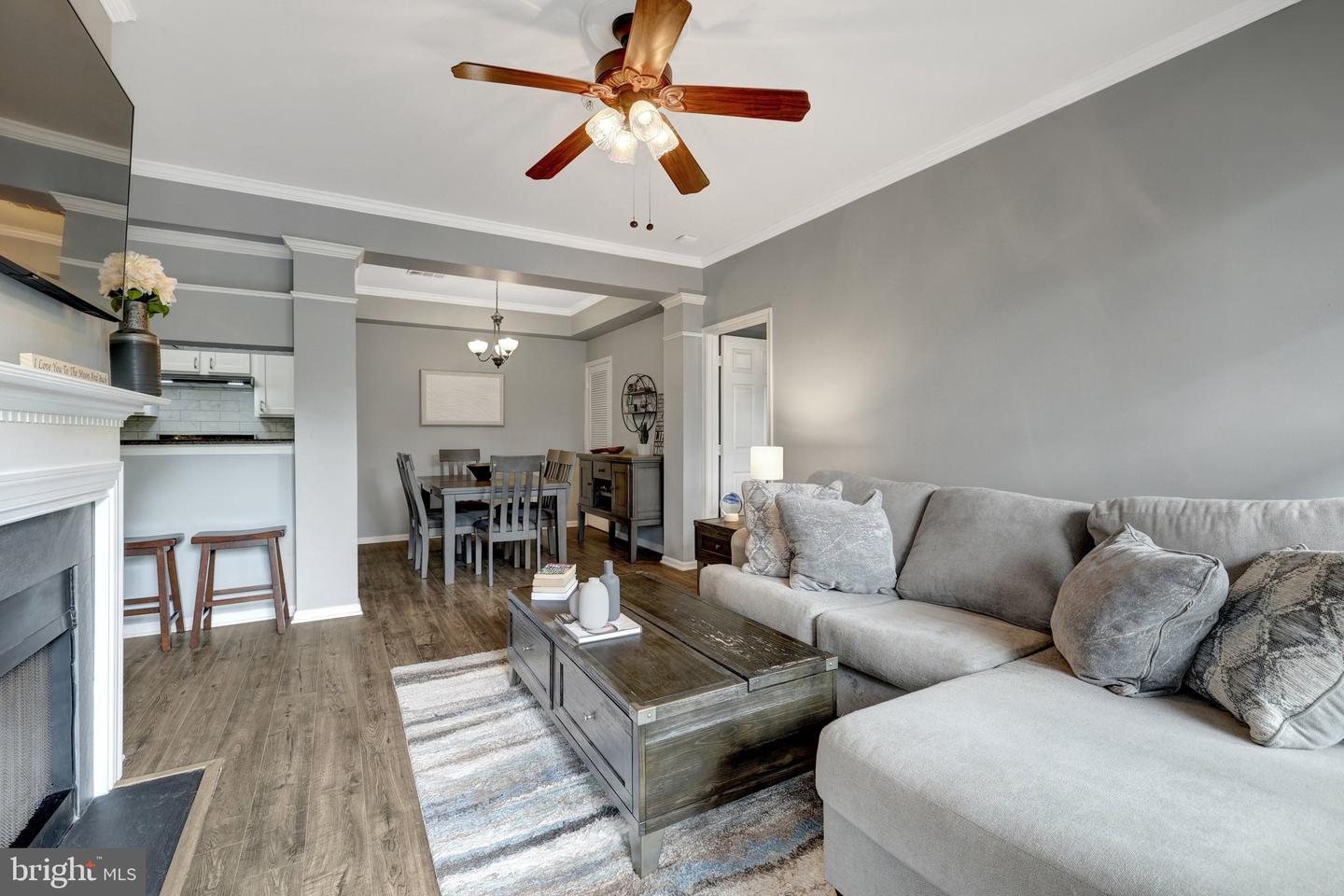 20417 Riverbend Sq #201 Property Photo 21