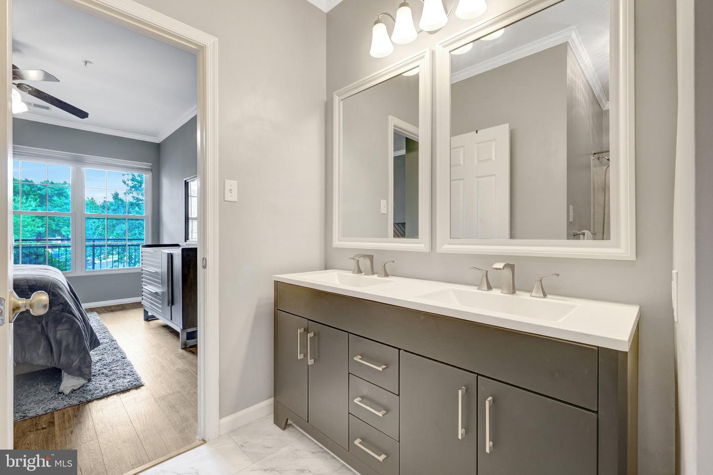 20417 Riverbend Sq #201 Property Photo 29