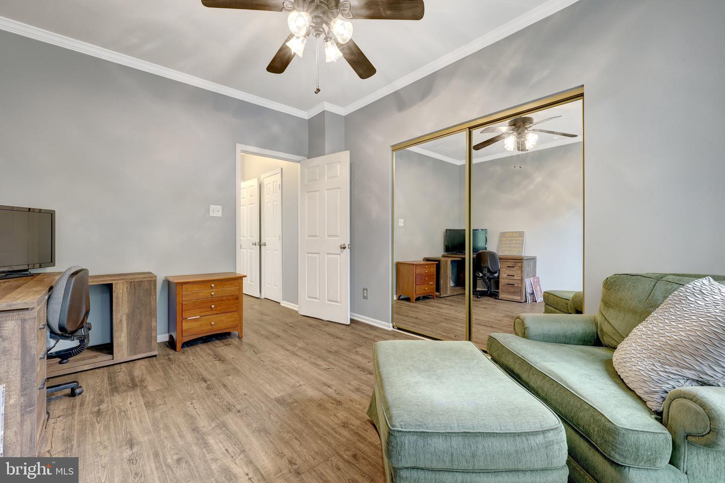 20417 Riverbend Sq #201 Property Photo 31