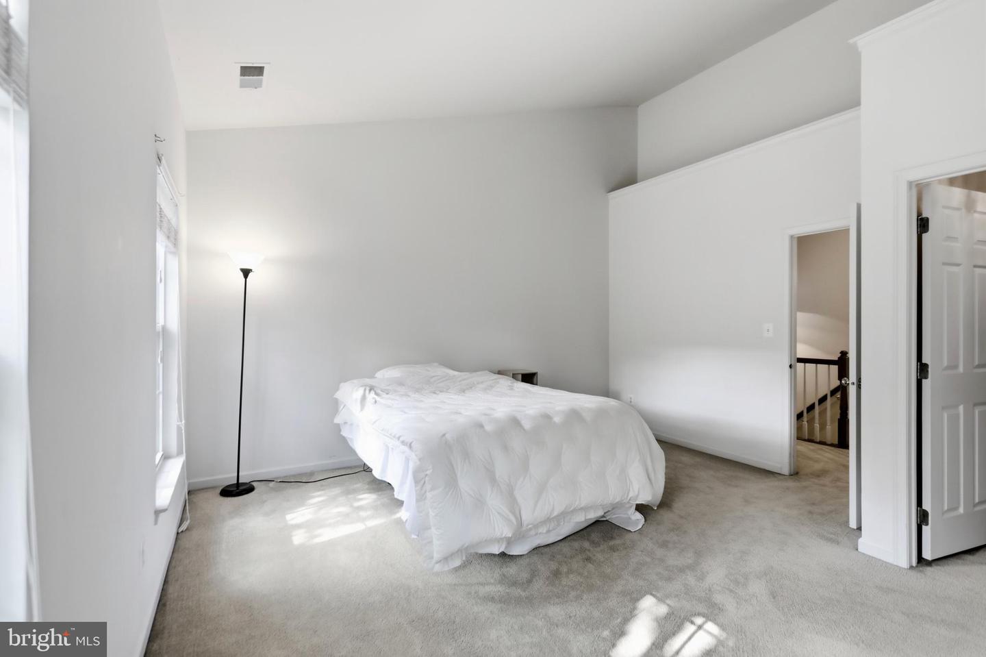 20441 Scioto Ter Property Photo 15