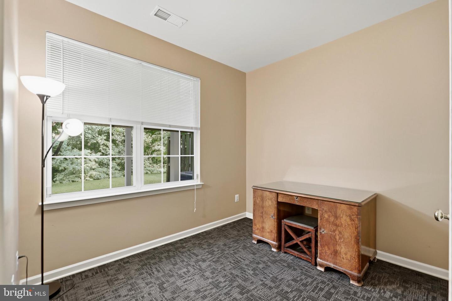 20441 Scioto Ter Property Photo 19