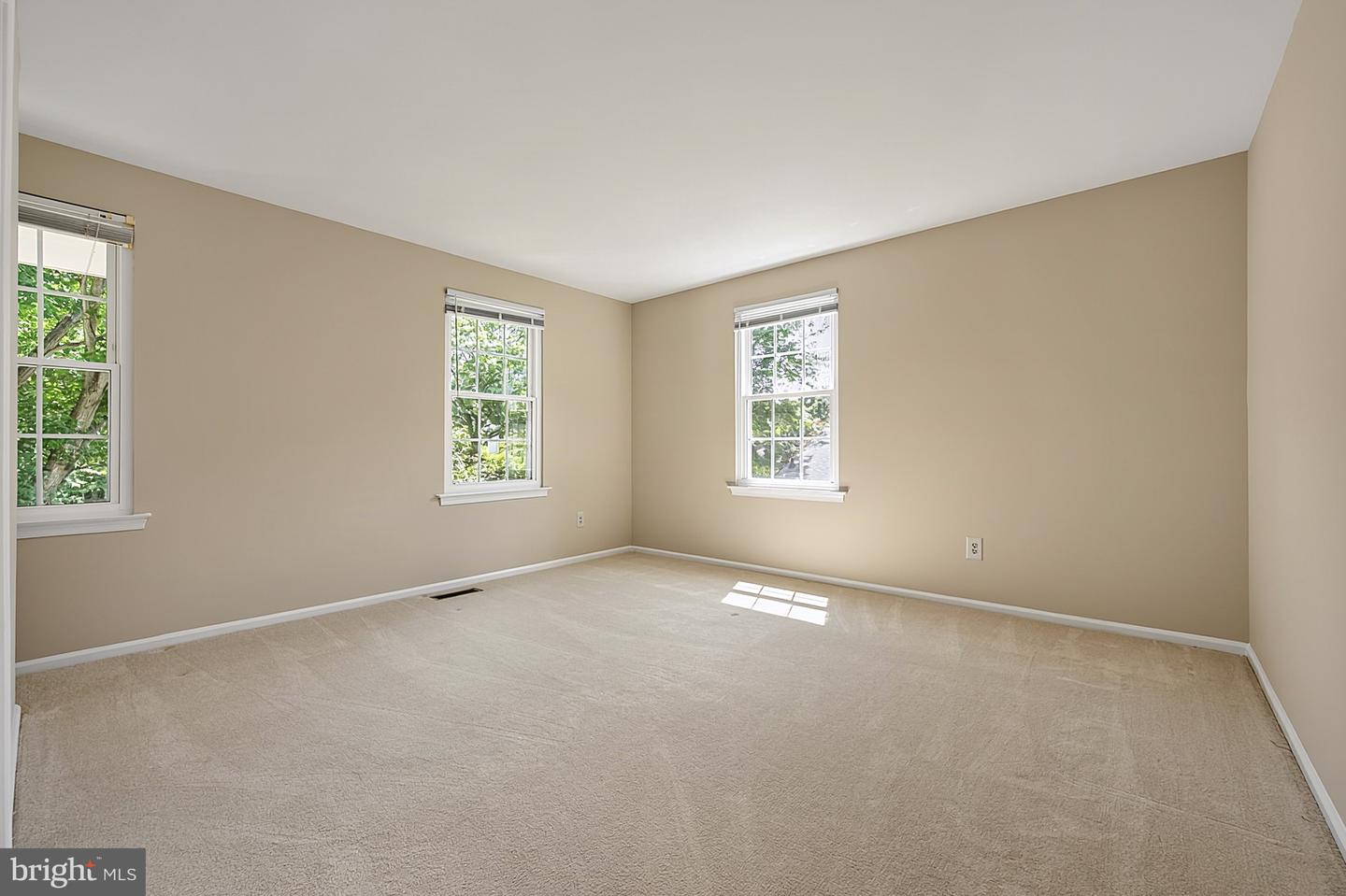 3 Dunbar Way Property Photo 40