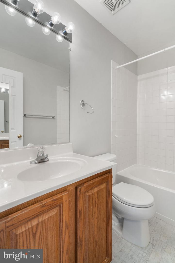 45477 Baggett Ter Property Photo 32