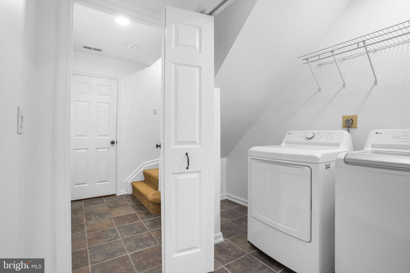 423 Mcdaniel Dr Property Photo 34