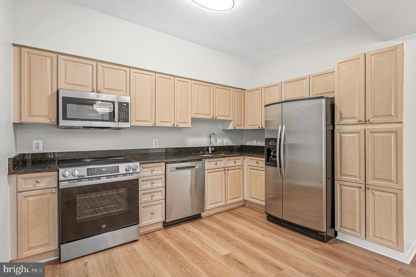 19355 Cypress Ridge Ter #714 Property Photo 11