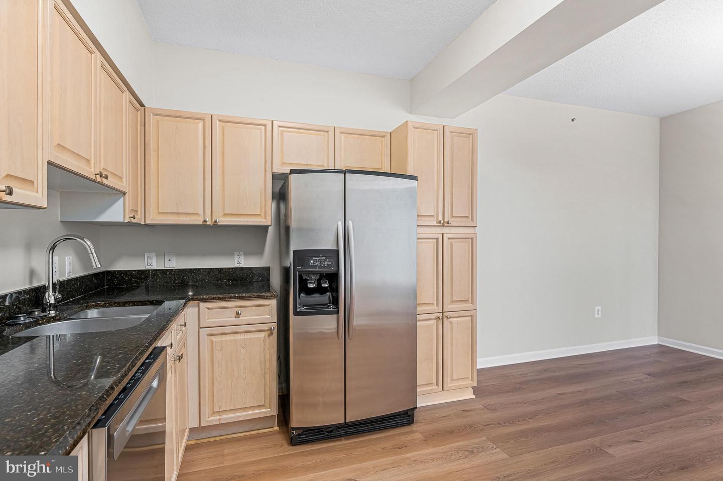 19355 Cypress Ridge Ter #714 Property Photo 12