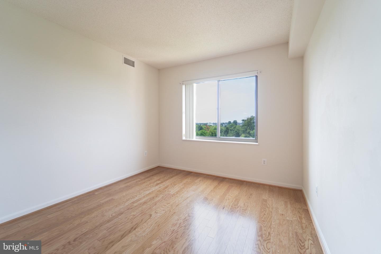 19355 Cypress Ridge Ter #905 Property Photo 30