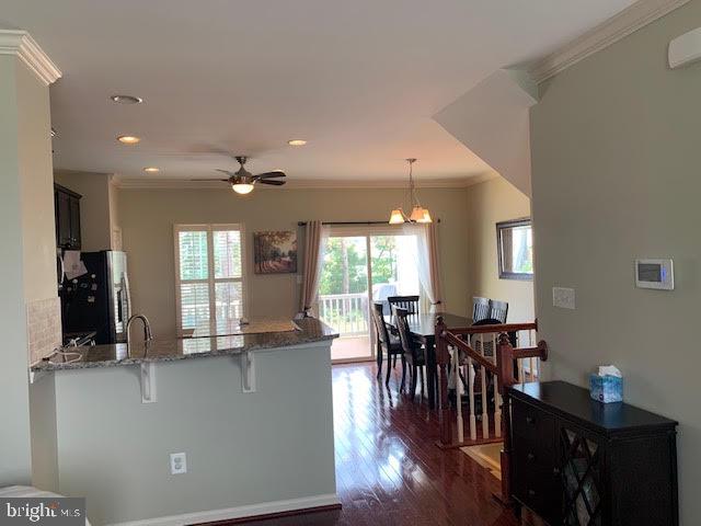 45954 Iron Oak Ter Property Photo 5
