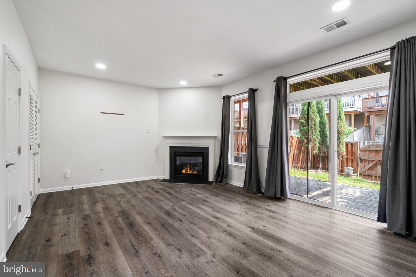 508 Legrace Ter Ne Property Photo 27