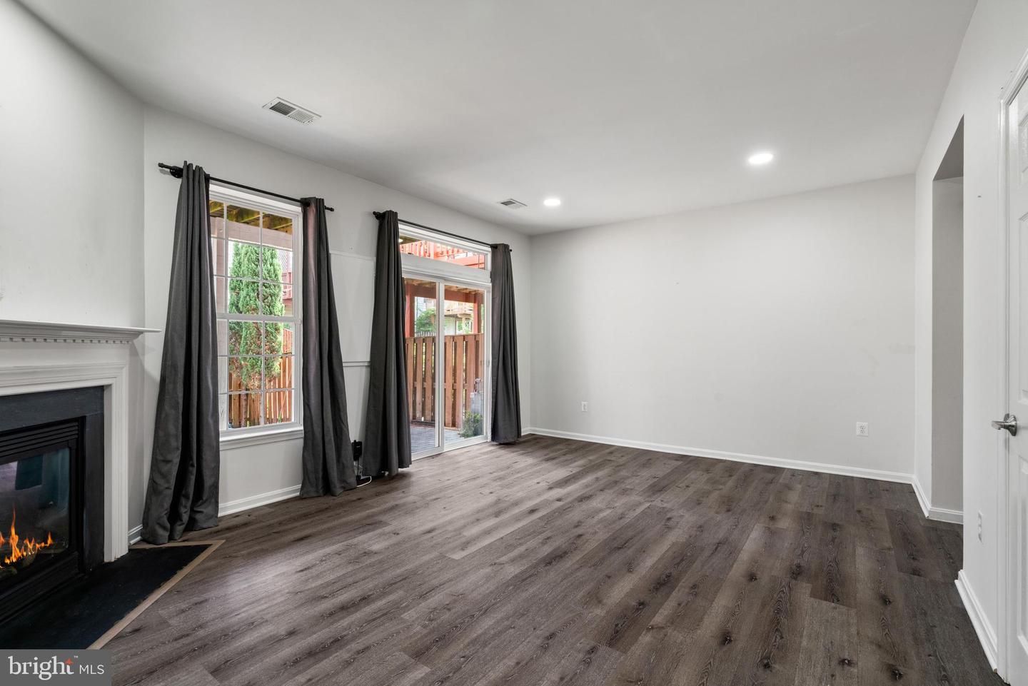 508 Legrace Ter Ne Property Photo 28