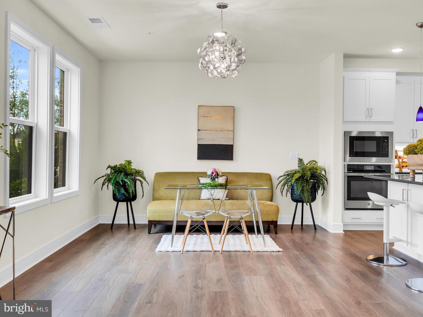42920 Firefly Sonata Ter #101 Property Photo 2