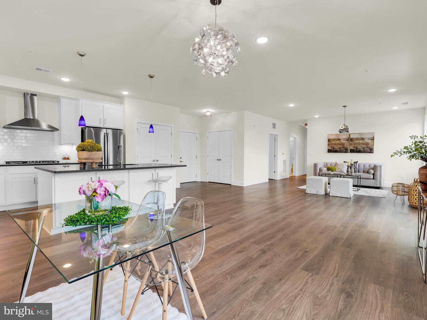 42920 Firefly Sonata Ter #101 Property Photo 7
