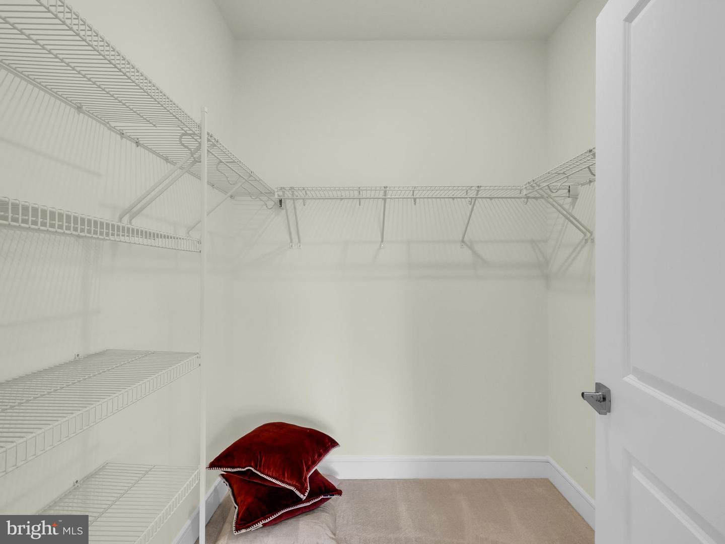 42920 Firefly Sonata Ter #101 Property Photo 17
