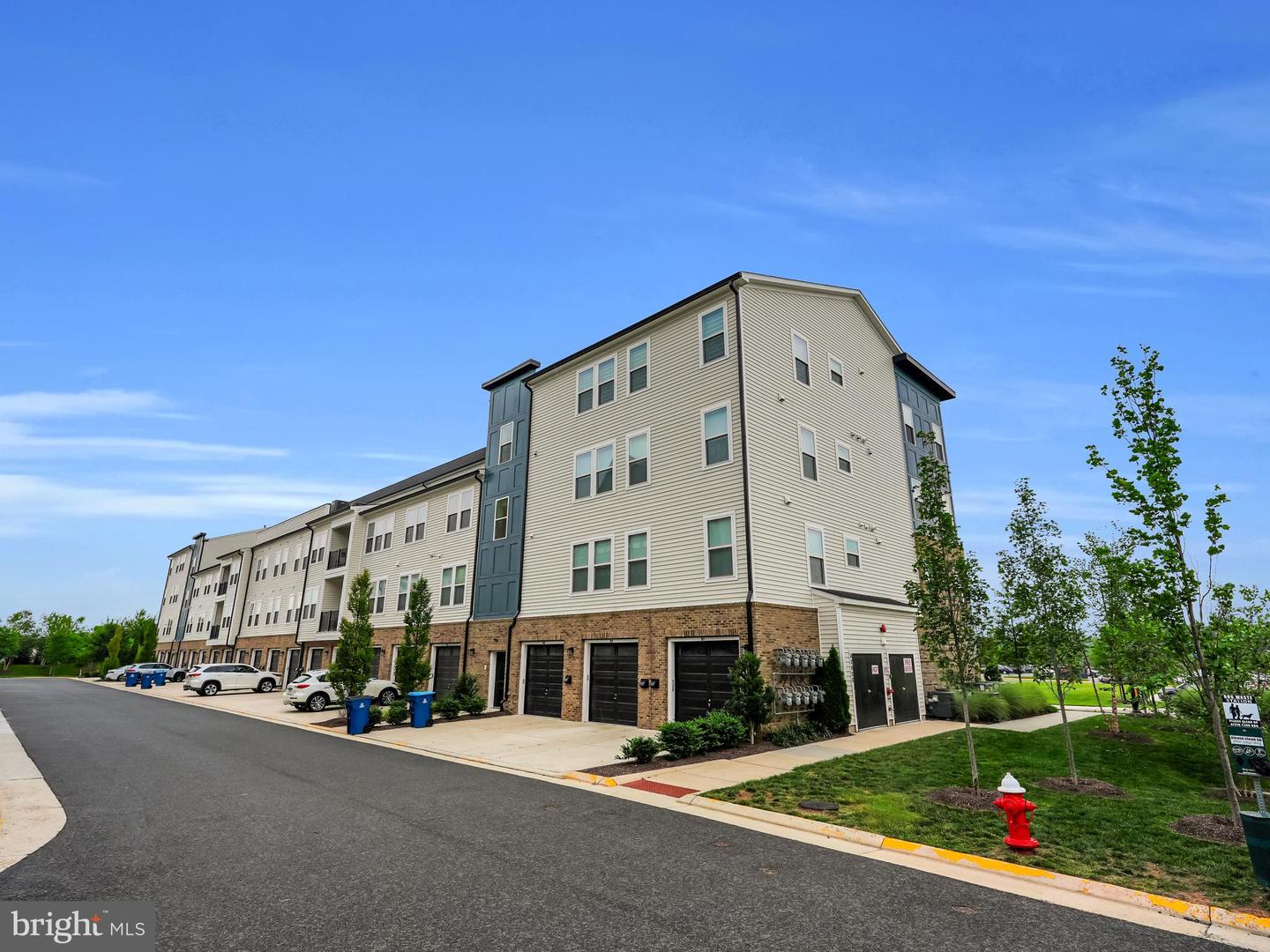 42920 Firefly Sonata Ter #101 Property Photo 22
