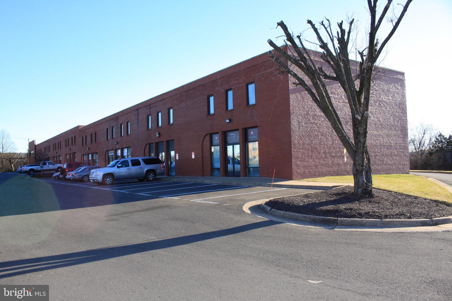 101 Executive Dr #j Property Photo 2