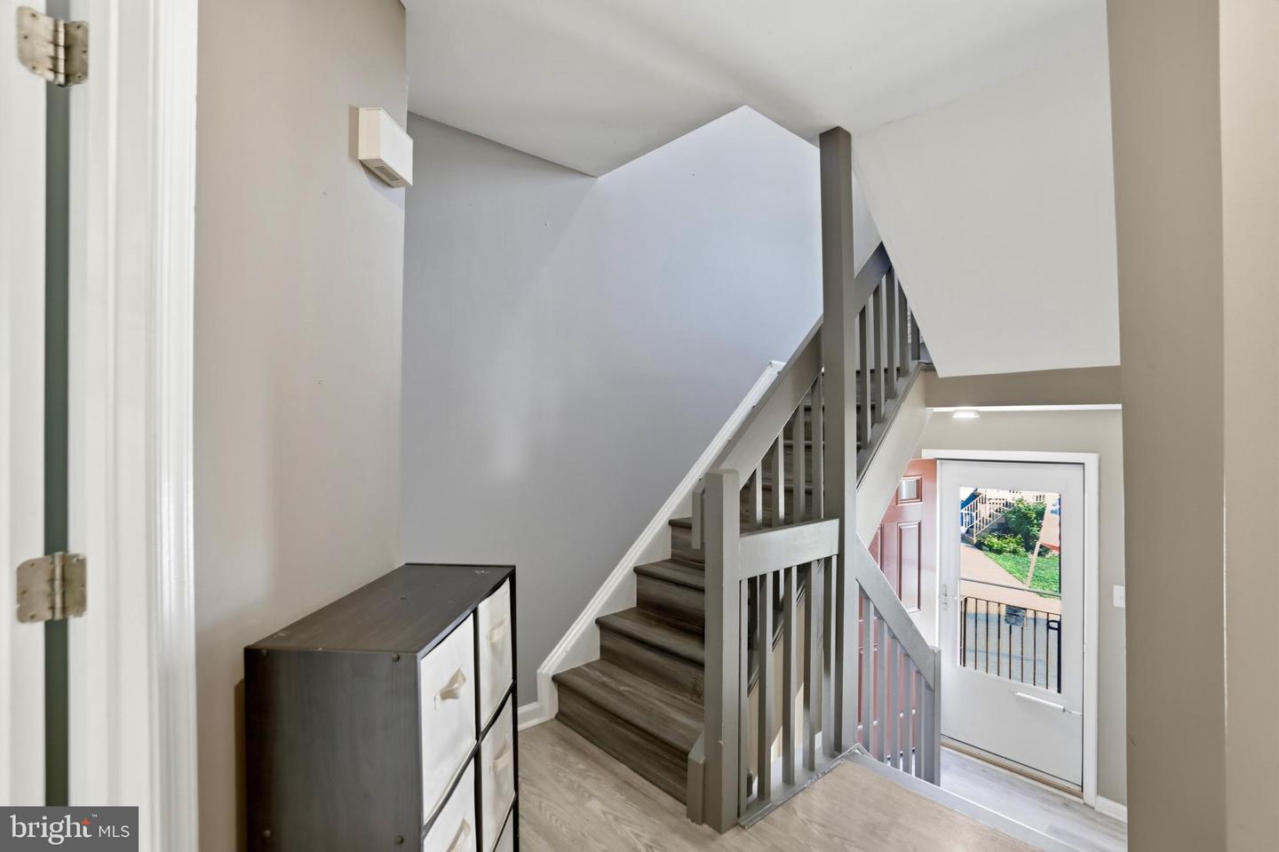 740 Hetzel Ter Se Property Photo 17