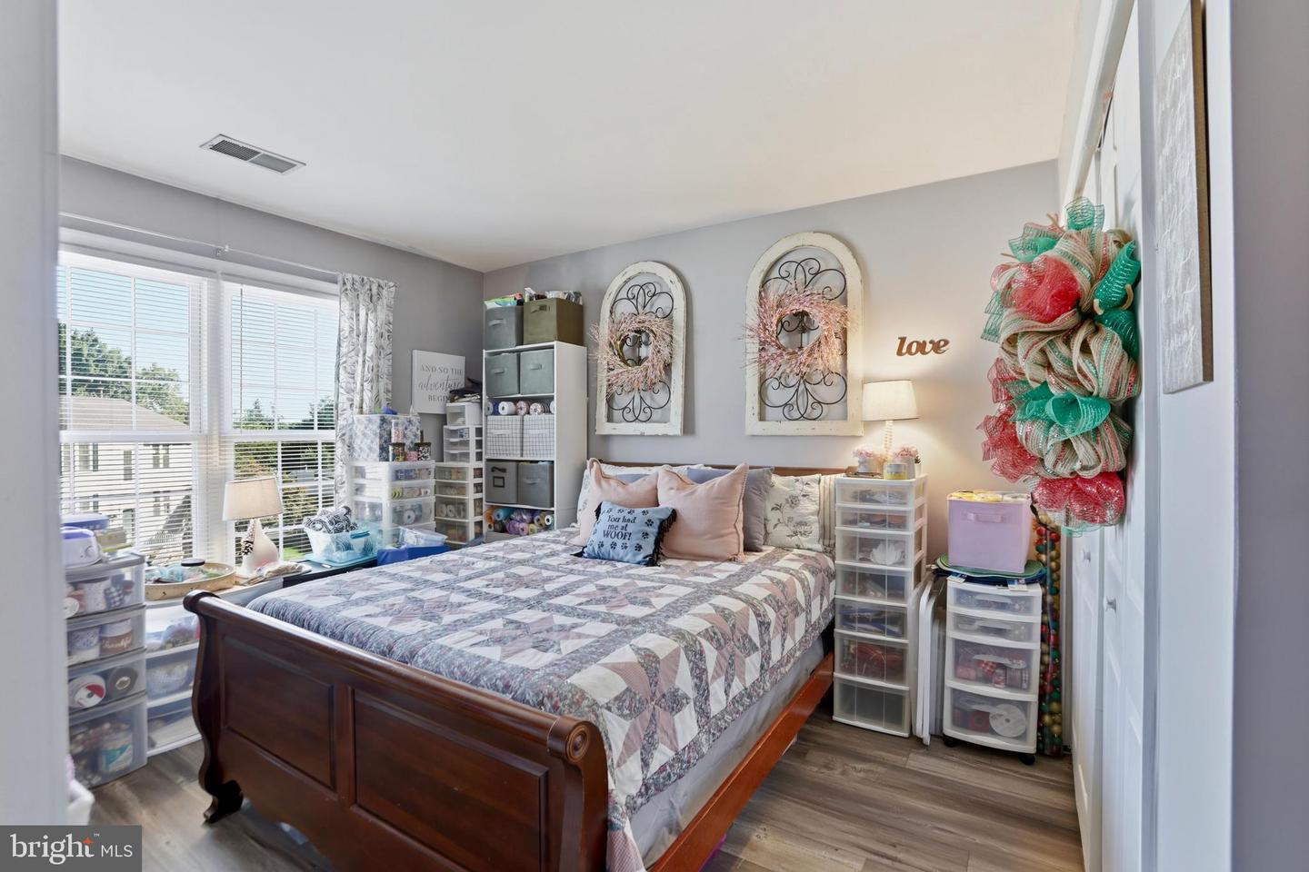 740 Hetzel Ter Se Property Photo 20