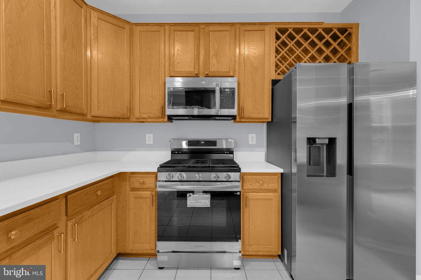 20465 Walsheid Ter Property Photo 14