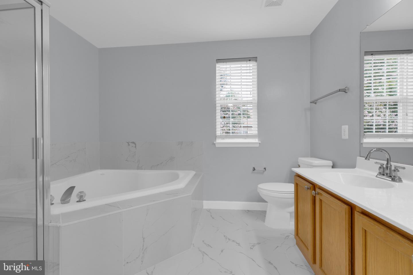 20465 Walsheid Ter Property Photo 26