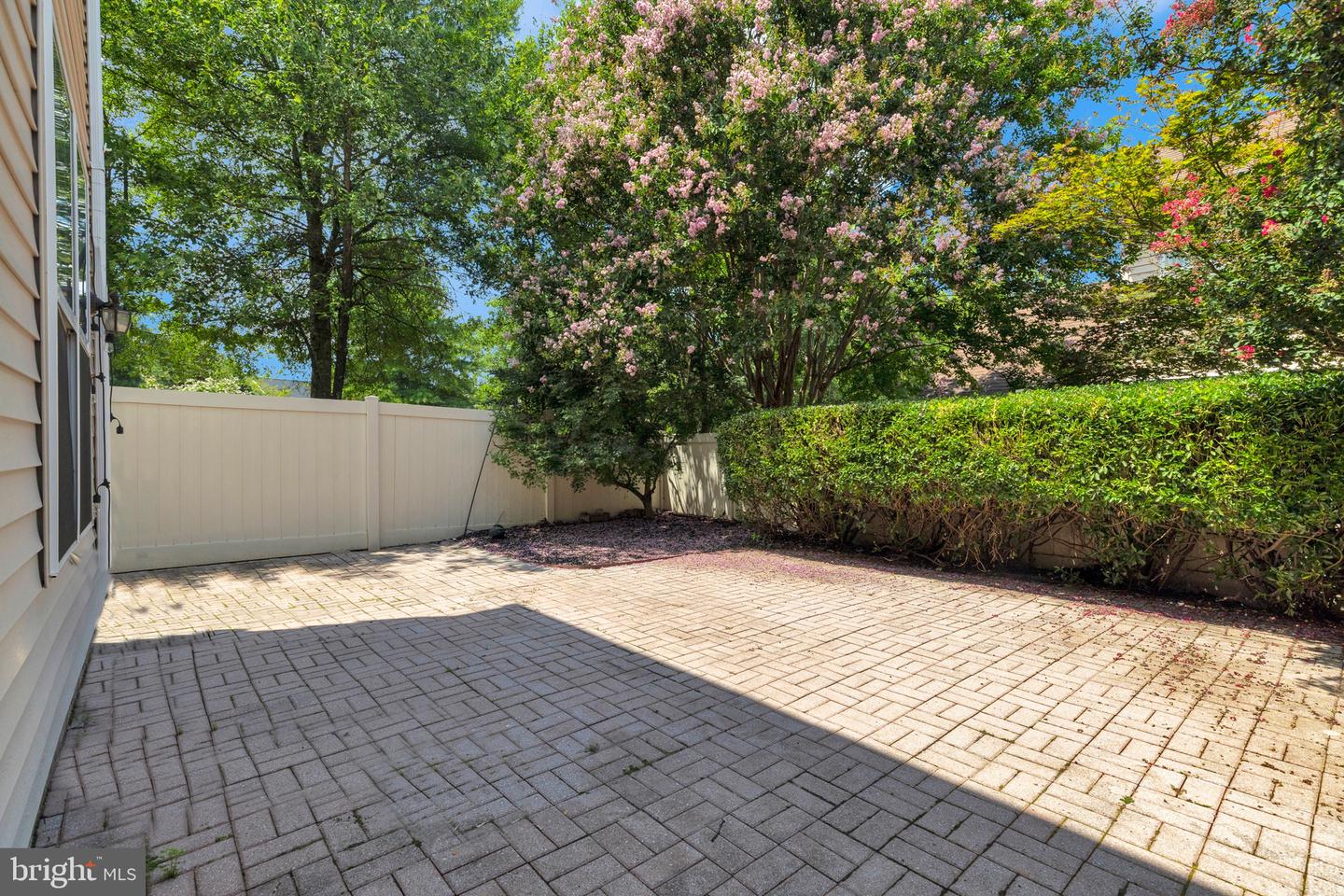 20465 Walsheid Ter Property Photo 38