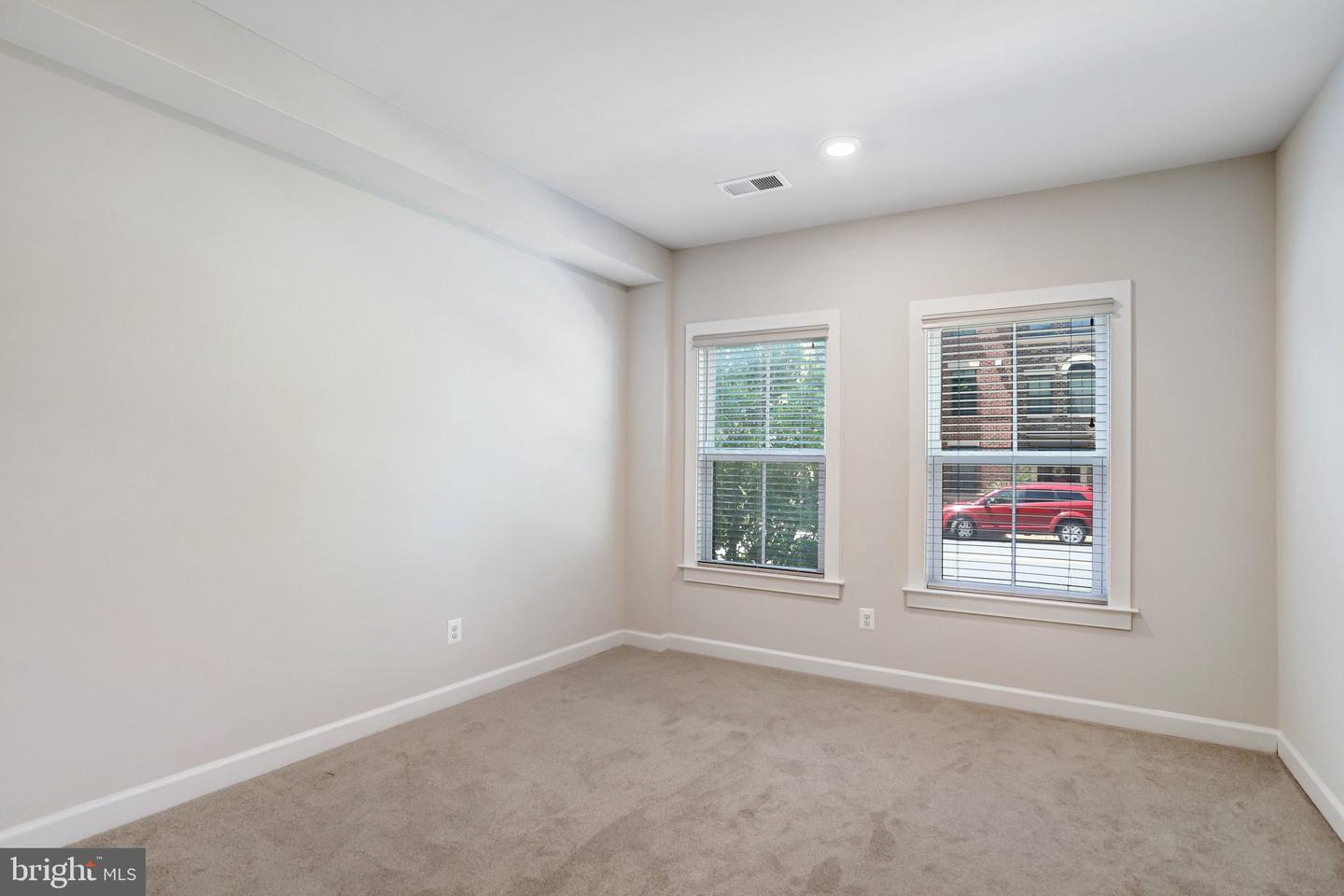 22262 Philanthropic Dr Property Photo 7