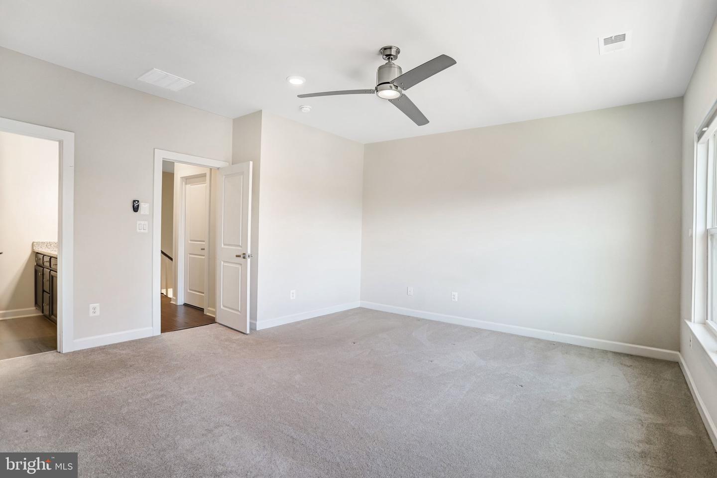 22262 Philanthropic Dr Property Photo 31