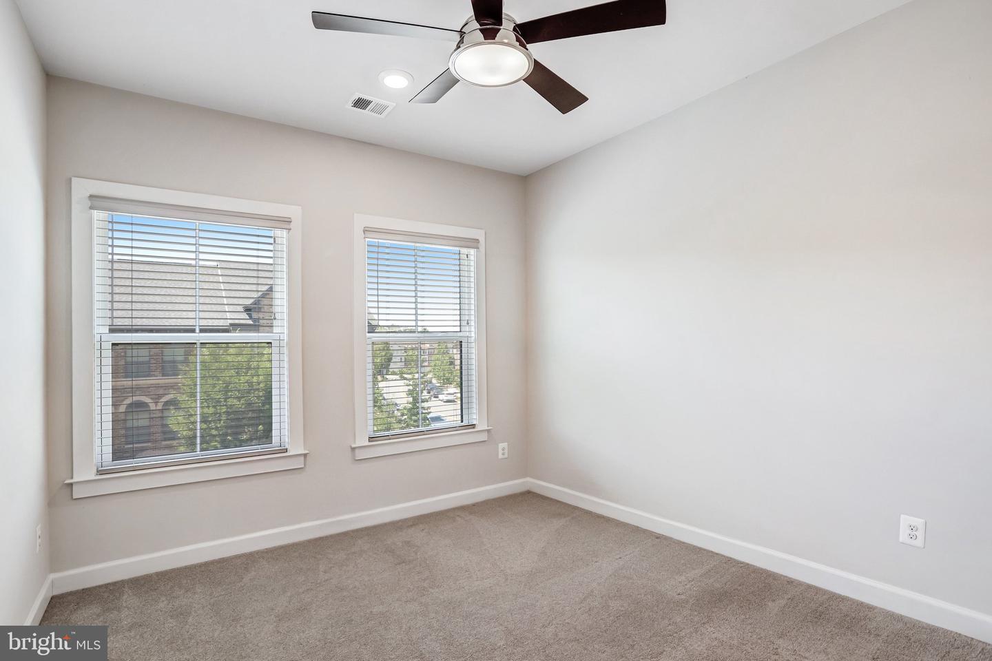 22262 Philanthropic Dr Property Photo 38
