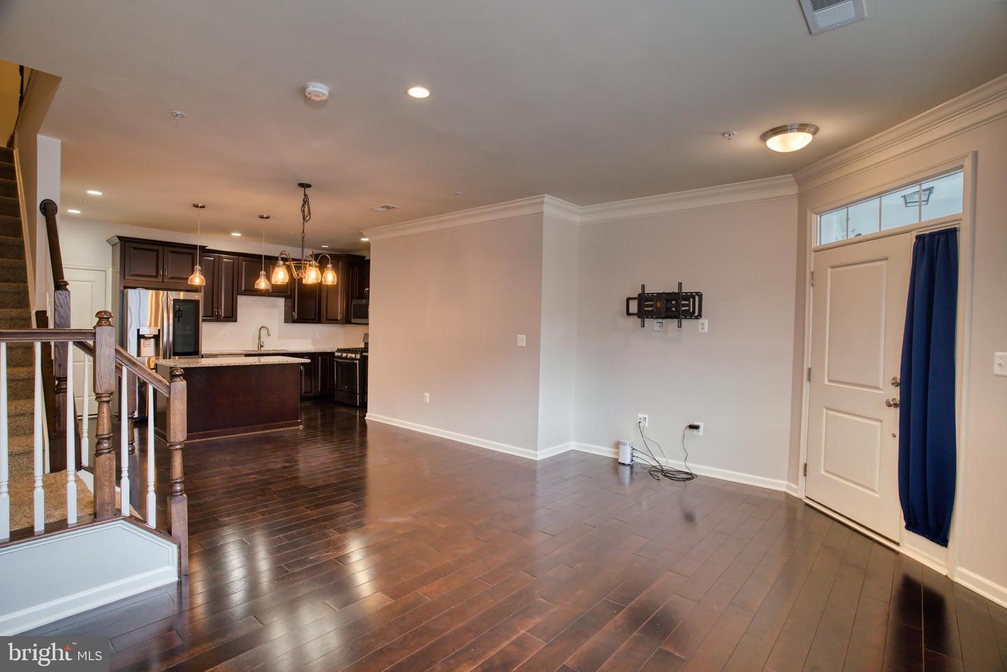 23542 Buckland Farm Ter Property Photo 4