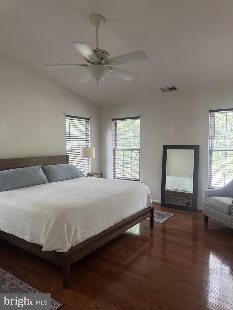 138 Ivy Hills Ter Property Photo 11