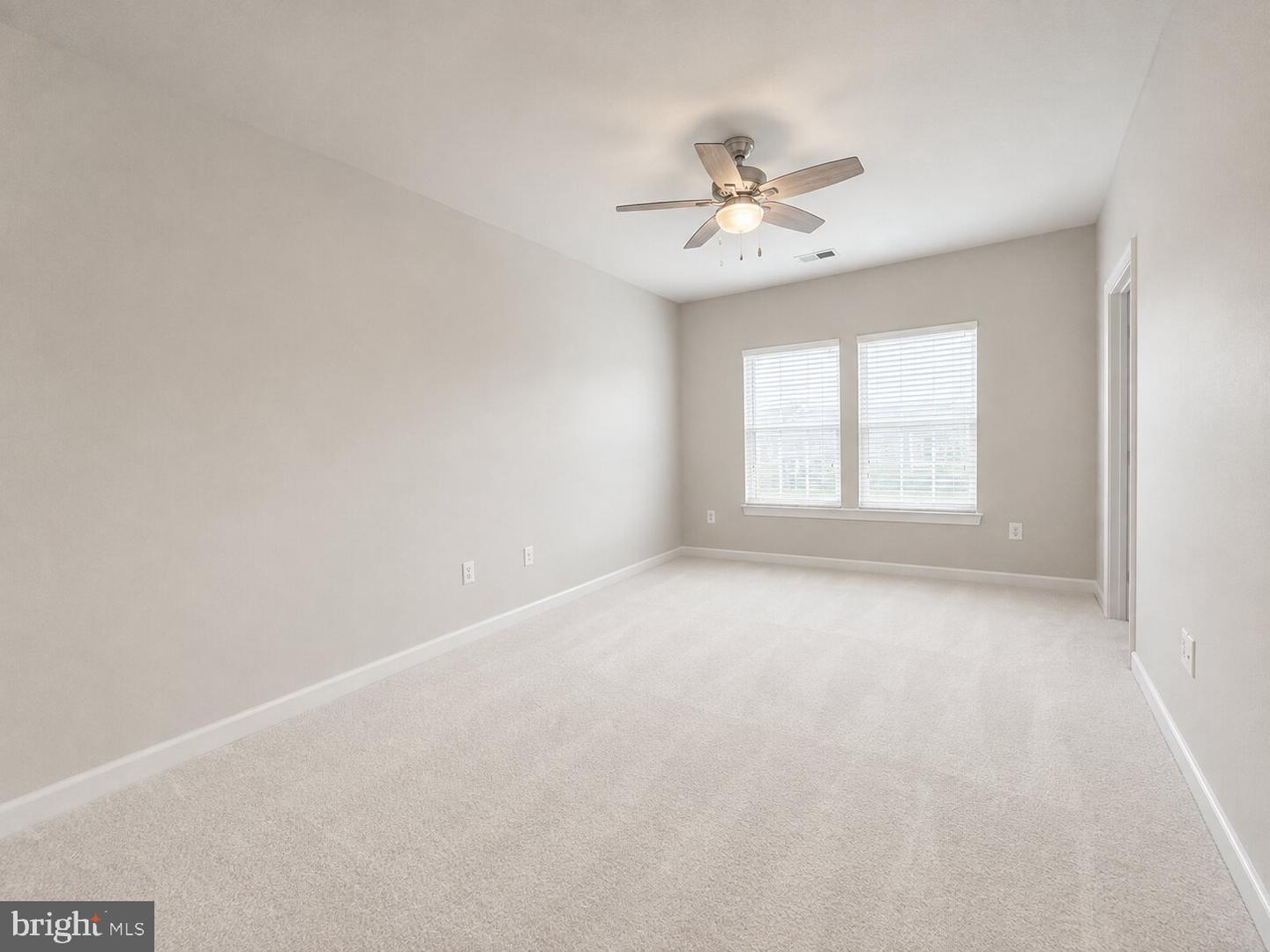 44685 Collingdale Ter Property Photo 15