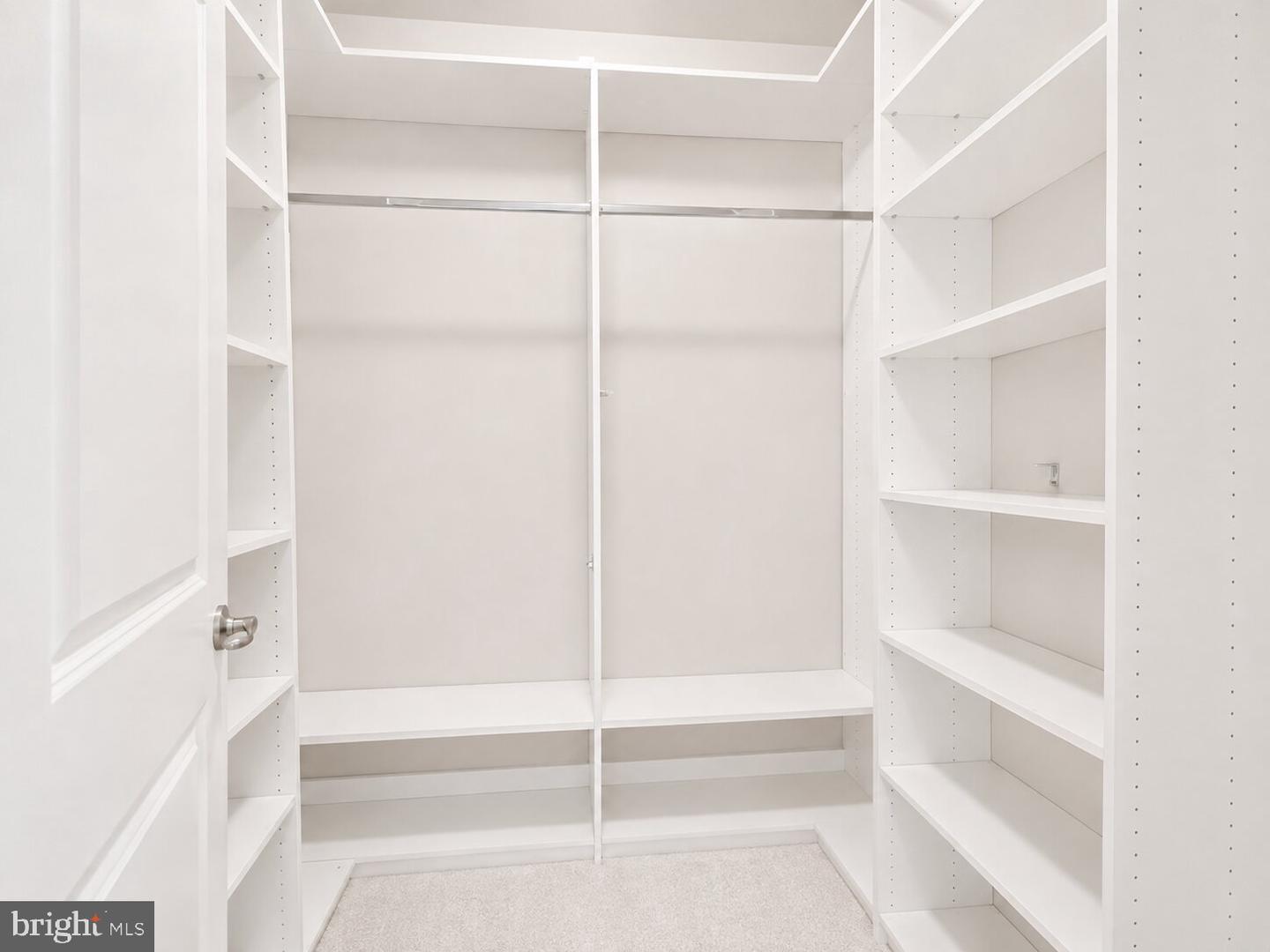 44685 Collingdale Ter Property Photo 18