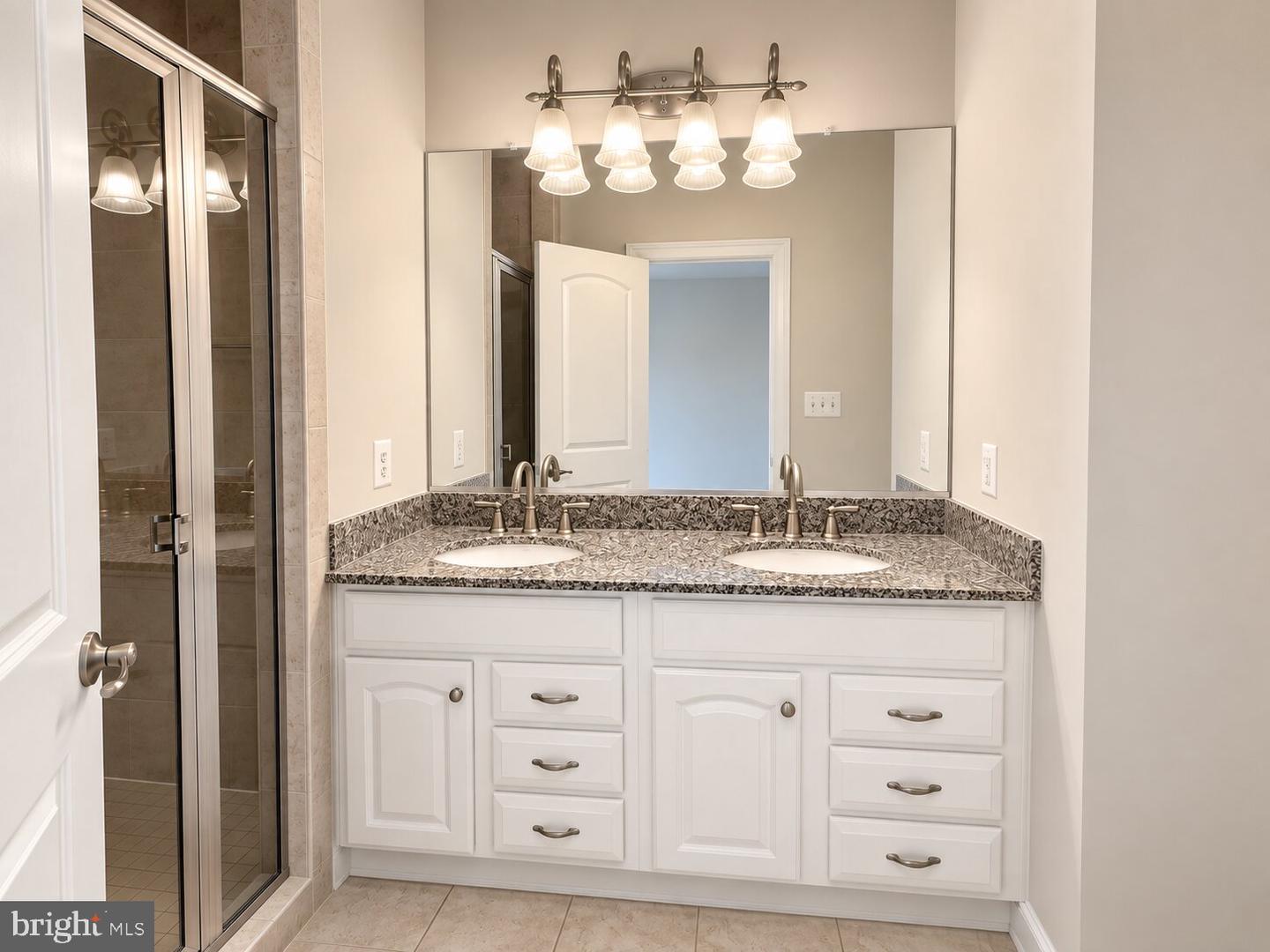 44685 Collingdale Ter Property Photo 19