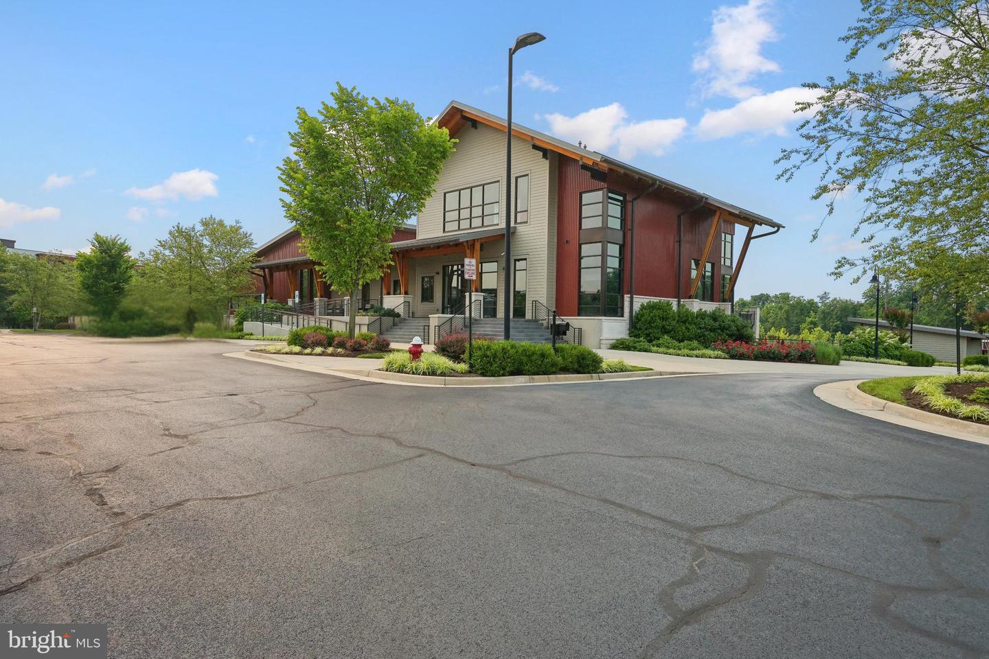 44685 Collingdale Ter Property Photo 36