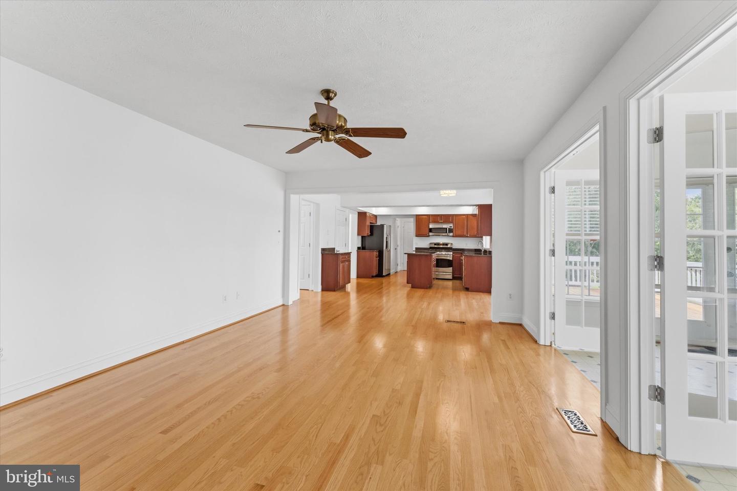 43868 Stronghold Ct Property Photo 15