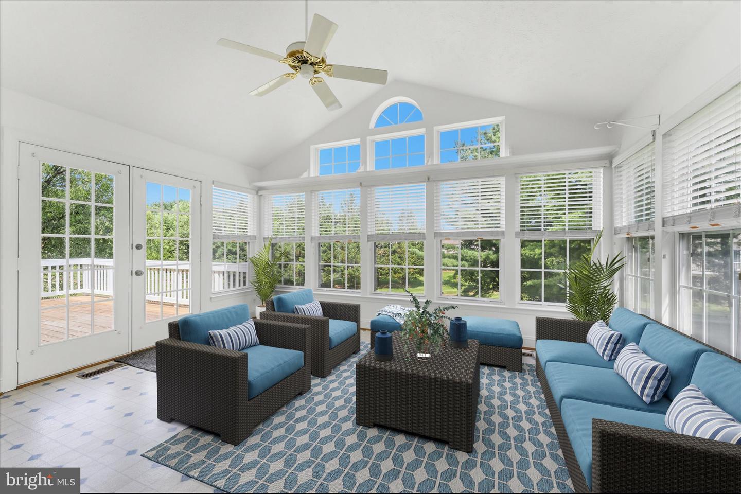 43868 Stronghold Ct Property Photo 17