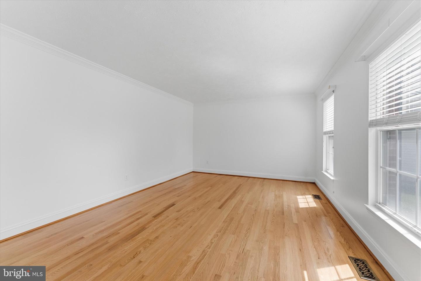 43868 Stronghold Ct Property Photo 24