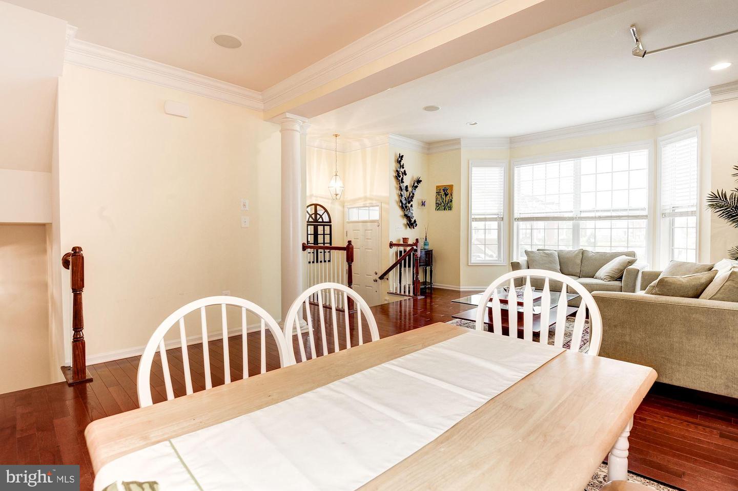 43237 Mitcham Sq Property Photo 12