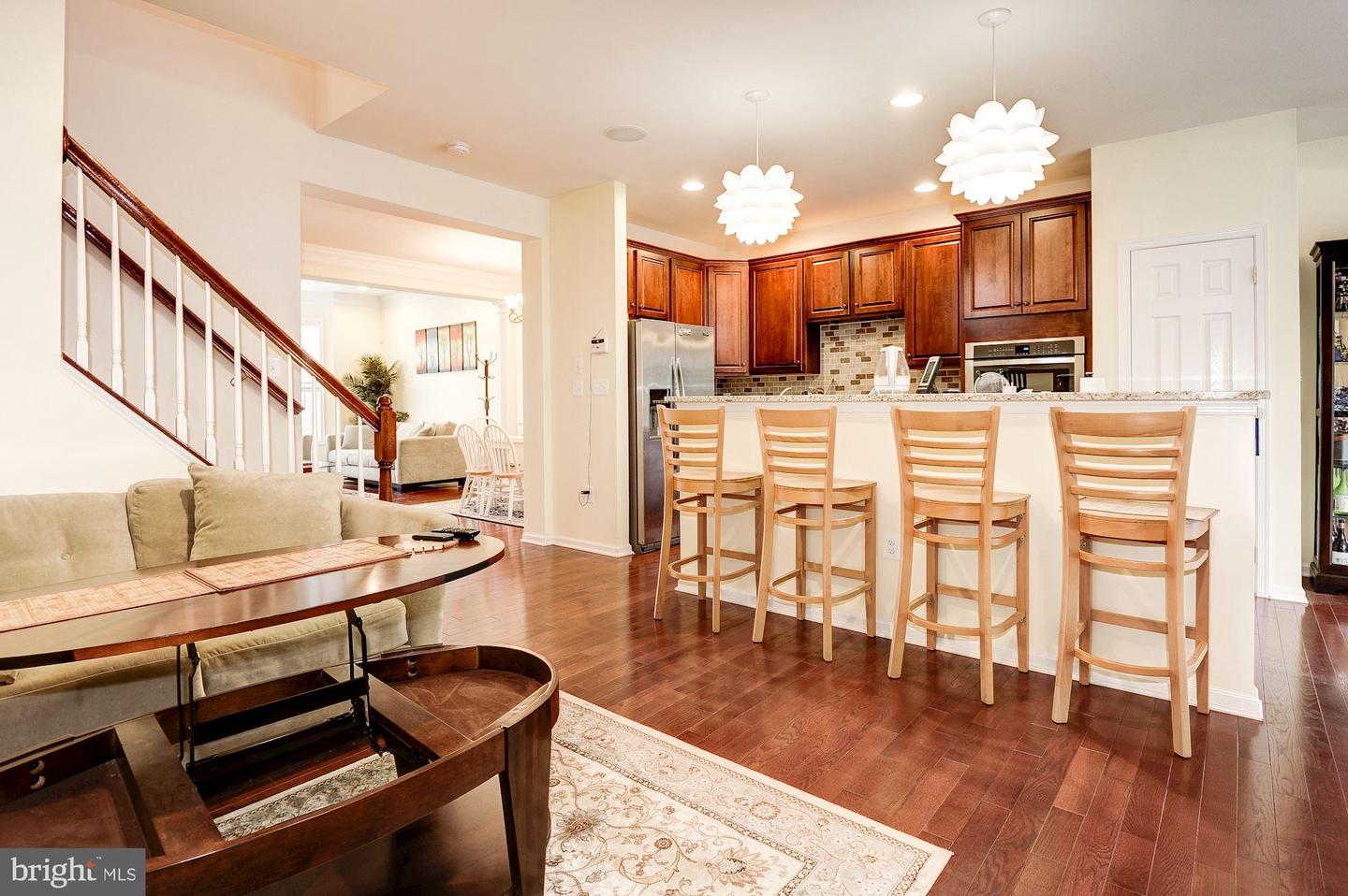 43237 Mitcham Sq Property Photo 15