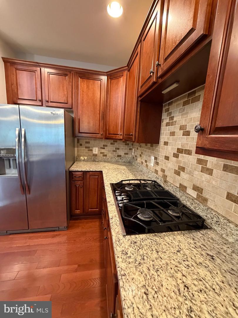 43237 Mitcham Sq Property Photo 24