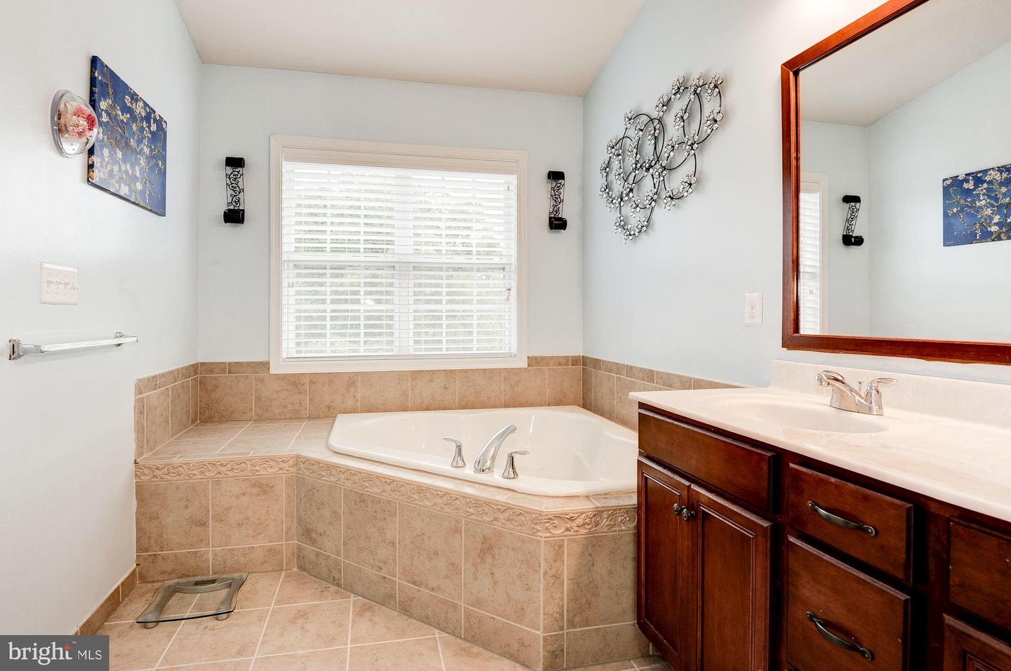 43237 Mitcham Sq Property Photo 26
